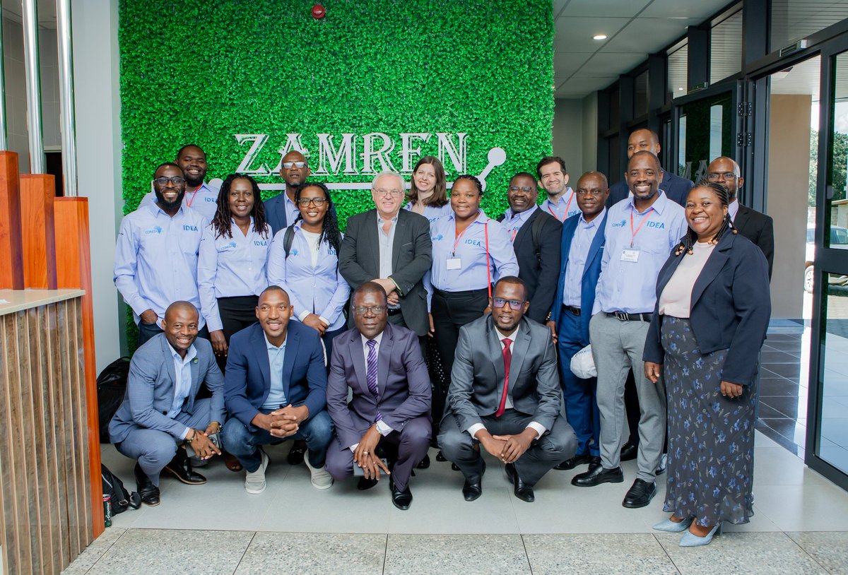 ZambiaRen's tweet photo. A great day at ZAMREN House as we hosted the @WorldBank delegation under the IDEA Project—Inclusive Digitalization in Eastern and Southern Africa. This visit highlighted our shared mission, which is digital transformation & inclusion.
#Collaboration #DigitalZambia #IDEAProject https://t.co/2AYmlTh7O5