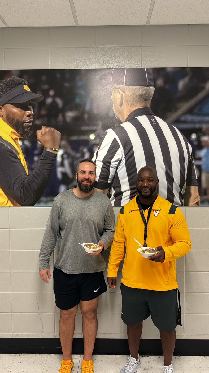 Valdosta Football (@24vhsfootball) on Twitter photo Eat Good; Feel Good; Play Good!!
#FeedTheCats #Breakfast #GritBowl #Valdosta #TitleTown <a href="/shelton_felton/">Coach Shelton Felton</a> Eat Good; Feel Good; Play Good!!
#FeedTheCats #Breakfast #GritBowl #Valdosta #TitleTown <a href="/shelton_felton/">Coach Shelton Felton</a>