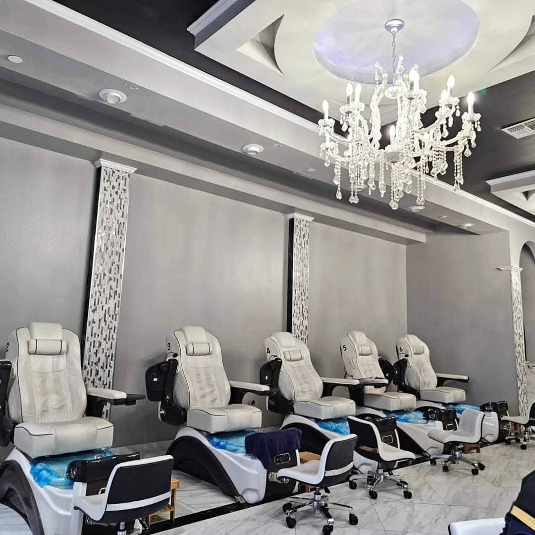 SouthsideSATX's tweet image. #ManicureMonday: Get your hands and toes ready for Easter and springtime festivities at Rio Nails Bar 💅! Walk in or book an appointment by calling 210-870-5888. 📍2318 SE Military Dr #105, #SanAntonio, TX 78223. #LiveFromTheSouthside