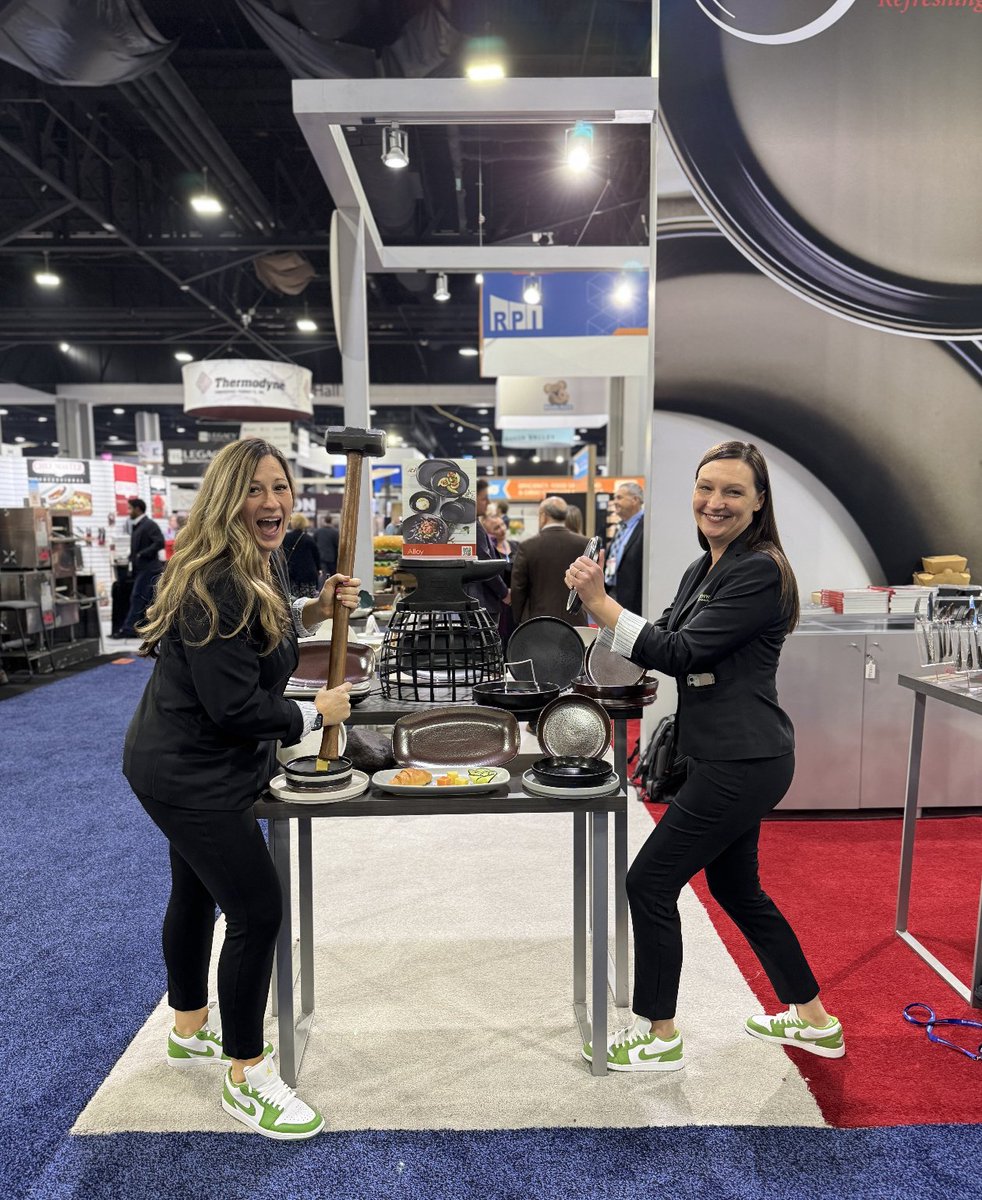 greenwald_sales's tweet image. Breaking plates? Not when it’s ITI! Too stylish to smash, too durable to destroy. Hammer down, Michelle! 🔨😆 Let’s set up a time to check them out!

#TooNiceToBreak #DurabilityMeetsDesign #itinow #refreshingthetabletop #wespeaktabletop #weareMAFSI