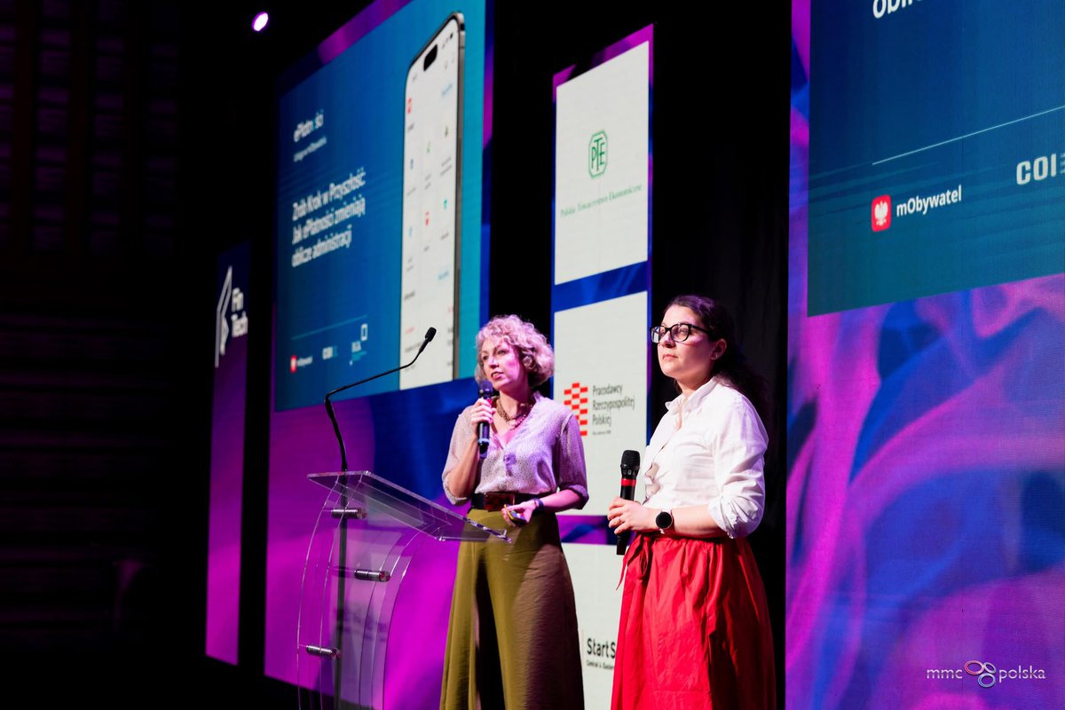 FinTechDigital's tweet image. Następnie wysłuchaliśmy inspirującego case study na temat tego, jak ePłatności w mObywatelu zmieniają oblicze Administracji. 

#FinTech2025 #InsurTech2025