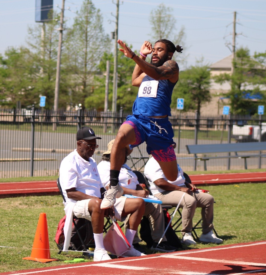 The UVI Buccaneer men's and women's track and field teams concluded their 2024-2025 season at the HBCUAC Track and Field Championships held at the Lee Hedges Stadium in Shreveport, Louisiana.

Read More Here:
uviathletics.com/sports/mtrack-…

#SettingTheStandard #BuccUp
#OneUVI #OneHBCUAC