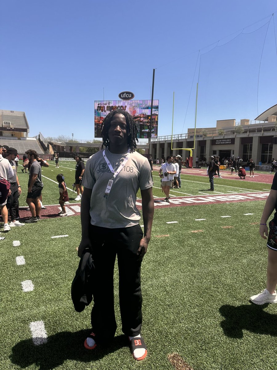 Born2DefendJLR's tweet image. Honored to have had a great visit this past weekend @TXSTATEFOOTBALL Thank you to the Coaches and Staff that provided the opportunity and awesome experience. Wishing the team a great season. @andrewcobus @Marshall_Reggie @_EliteProspects #hardwork #txfootball #grind