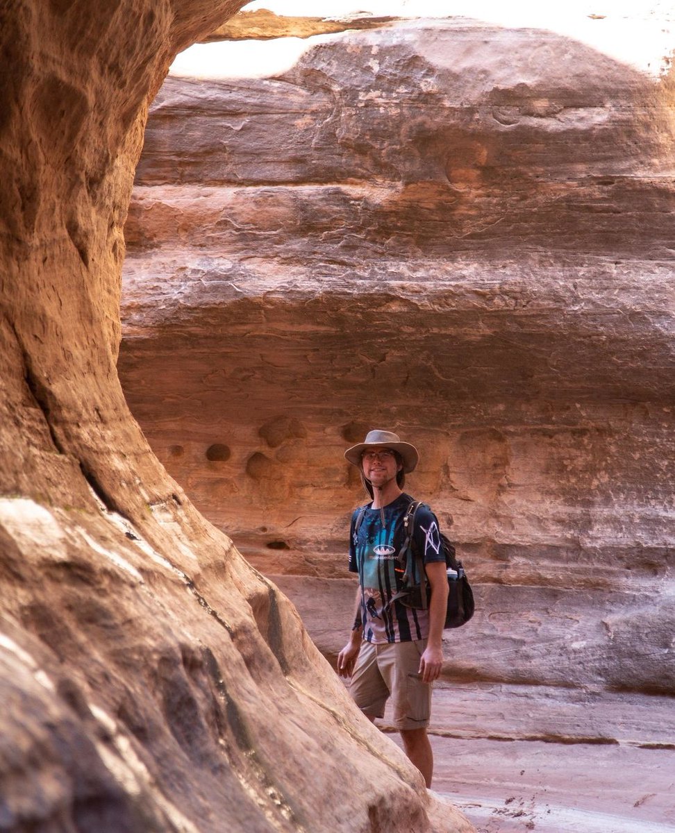 Day 3 on our White Rim tour brings adventure beyond the bikes—welcome to Holeman Slot Canyon! ! 🏜️🚵‍♂️
