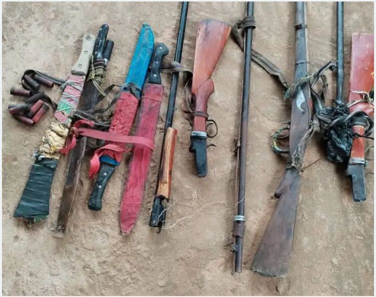 EDO POLICE COMMAND CONFIRMS INVESTIGATION OF FOUR SUSPECTS IN POSSESSION OF THREE DANE GUN obalandmagazine.com/edo-police-com…