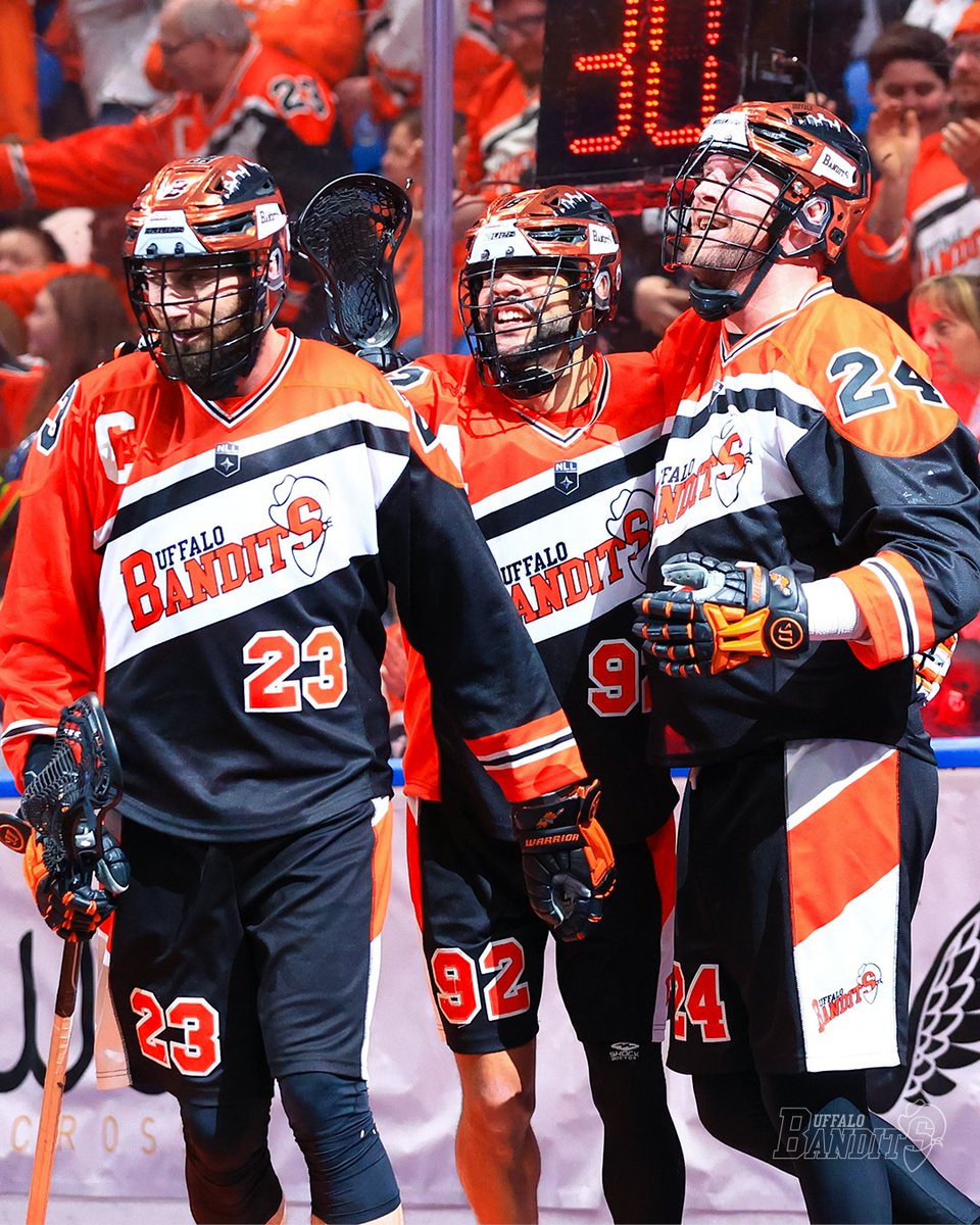 Monday's feel a little better when you're sitting atop the <a href="/NLL/">NLL</a> standings. 😌