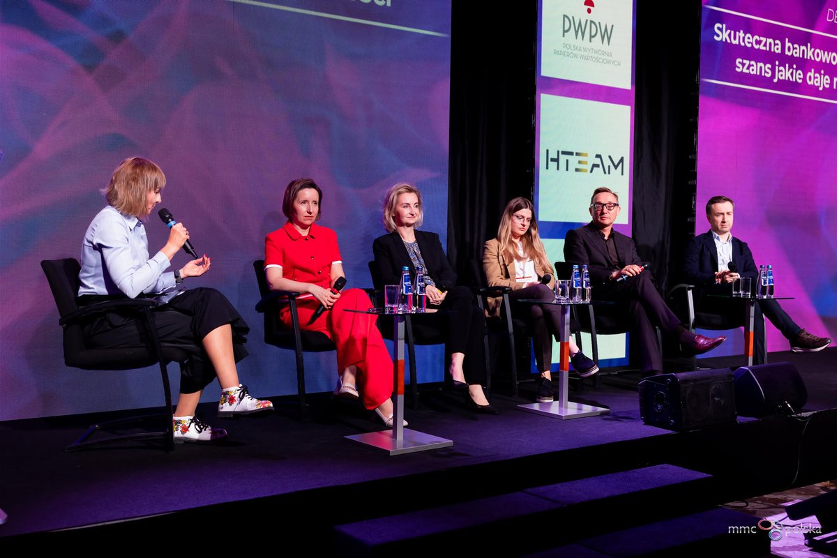 FinTechDigital's tweet image. Podczas debaty „Skuteczna bankowość, czyli wykorzystanie szans jakie daje rewolucja płatności” uczestnicy otrzymali solidną dawkę wiedzy na temat najnowszych trendów technologicznych kształtujących przyszłość płatności oraz sposobów ich praktycznego wykorzystania w bankowości. 🚀