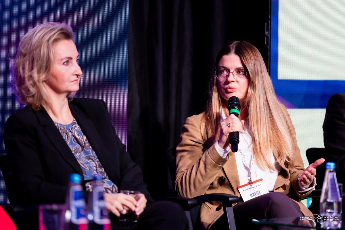 FinTechDigital's tweet image. Podczas debaty „Skuteczna bankowość, czyli wykorzystanie szans jakie daje rewolucja płatności” uczestnicy otrzymali solidną dawkę wiedzy na temat najnowszych trendów technologicznych kształtujących przyszłość płatności oraz sposobów ich praktycznego wykorzystania w bankowości. 🚀