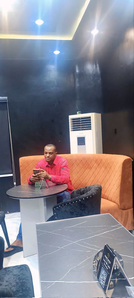 fredtasy's tweet photo. @OneBankNG Waiting for my lunch 🙌 https://t.co/TJD1CFBejk