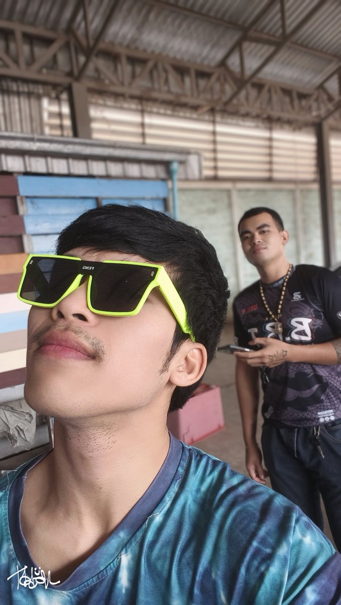 P'อ๊อต tweet media