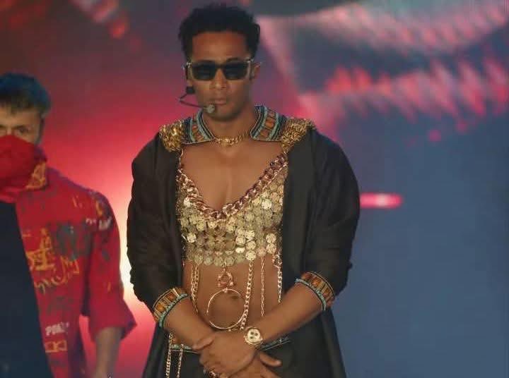 من أمن العقاب اساء الادب