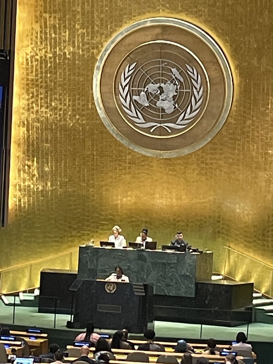 ecmassimino's tweet image. Powerful opening address at the 4th session of the UN Permanent Forum for People of African Descent from Colombian Vice President Francia Elena Márquez Mina calling for the creation of a fund for reparations to address the ongoing harms of slavery and colonialism. #PFPAD2025
