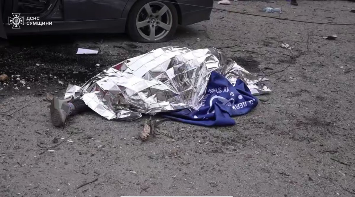 krikzz's tweet image. Yesterday russian terrorists attacked my hometown, they hit the city center with rockets, many people were killed and injured. In fact, this happens nearly every day all over Ukraine, but on a smaller scale
