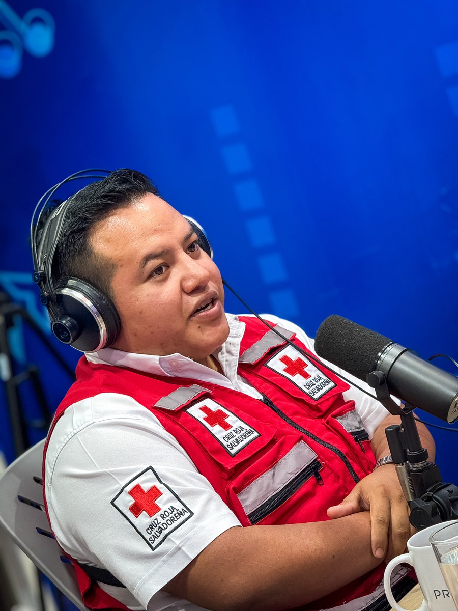 107.7 Fuego GMV (@1077fuego) on Twitter photo Nos acompañó Omar Ayala, Jefe de Crisis y Desastres de Cruz Roja Salvadoreña 🚑, quien compartió valiosas recomendaciones para el periodo vacacional 🏖️ Nos acompañó Omar Ayala, Jefe de Crisis y Desastres de Cruz Roja Salvadoreña 🚑, quien compartió valiosas recomendaciones para el periodo vacacional 🏖️
