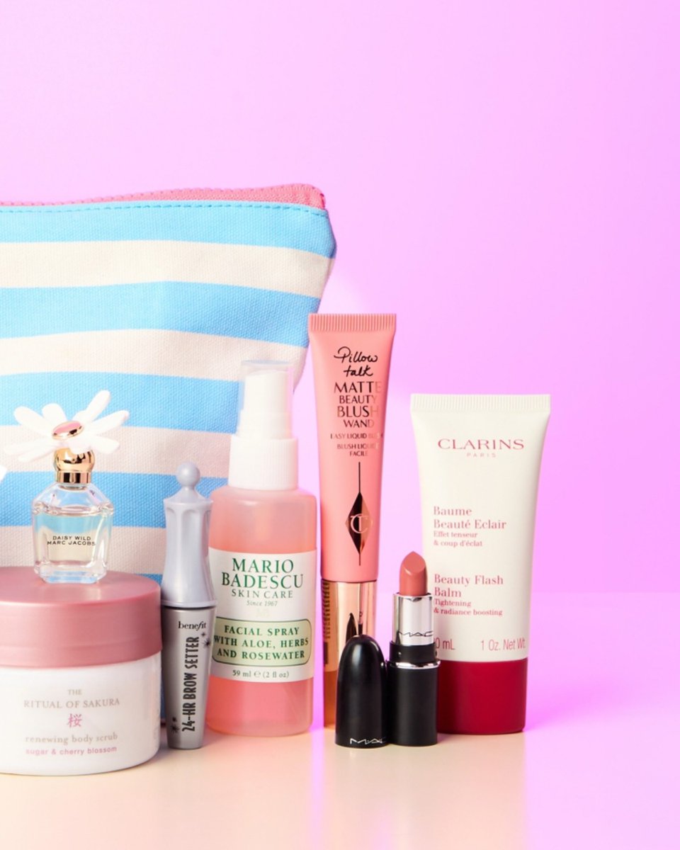 Spring into beauty with Frasers 🌸 Treat yourself to a collection of products designed to enhance your natural beauty and help you feel your best this season 💁‍♀️

Shop before it's gone 🛒 frasers.visitlink.me/rBiXYM 

#BeautyAtFRASERS #Spring