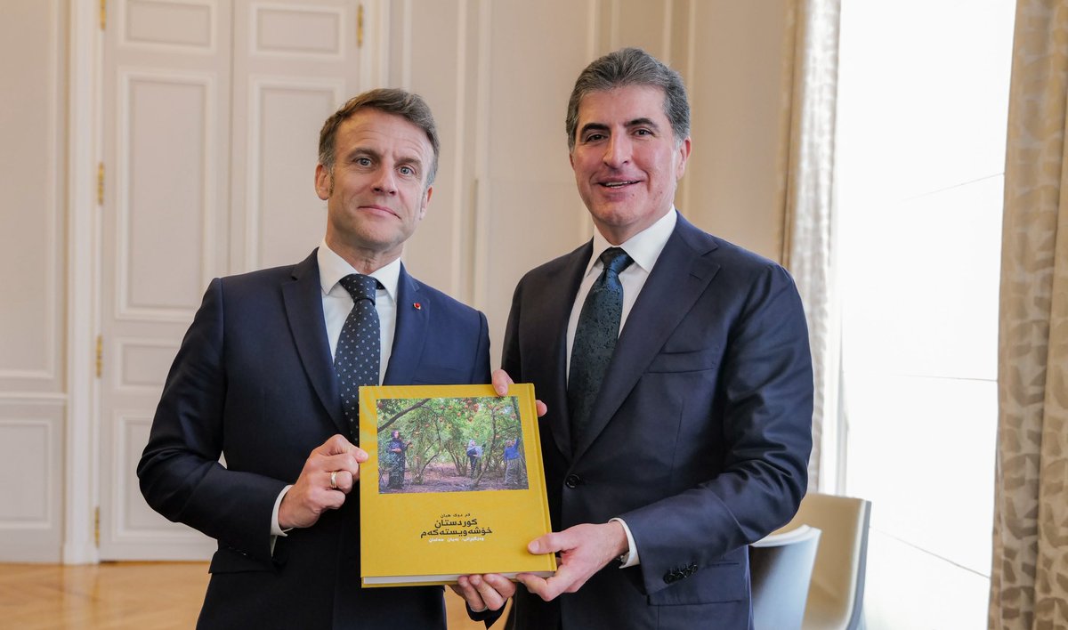 Nechirvan Barzani (@ikrpresident) on Twitter photo Pir şa bûm ku îro li Koşka Élysée bi hevalê xwe yê hêja Serok <a href="/EmmanuelMacron/">Emmanuel Macron</a> re civiyam. Peywendiya me bi Fransayê re pir taybet e û berdewam bihêztir dibe.
Me li dor çawaniya xurtkirina peywendiyên Fransayê bi Îraq û Herêma Kurdistanê re, herwiha mijarên girîng ên herêmê, Pir şa bûm ku îro li Koşka Élysée bi hevalê xwe yê hêja Serok <a href="/EmmanuelMacron/">Emmanuel Macron</a> re civiyam. Peywendiya me bi Fransayê re pir taybet e û berdewam bihêztir dibe.
Me li dor çawaniya xurtkirina peywendiyên Fransayê bi Îraq û Herêma Kurdistanê re, herwiha mijarên girîng ên herêmê,