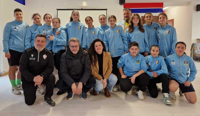 occhioviterbese's tweet image. Incontro Frontini e Aronne con il Viterbo FC femminile

Articolo integrale su  occhioviterbese.it/incontro-front…

#ViterboFC #SettoreFemminile #Frontini #Sport #Aronne #Occhioviterbese #Tuscia #provinciadiViterbo #News #Notizie #Online