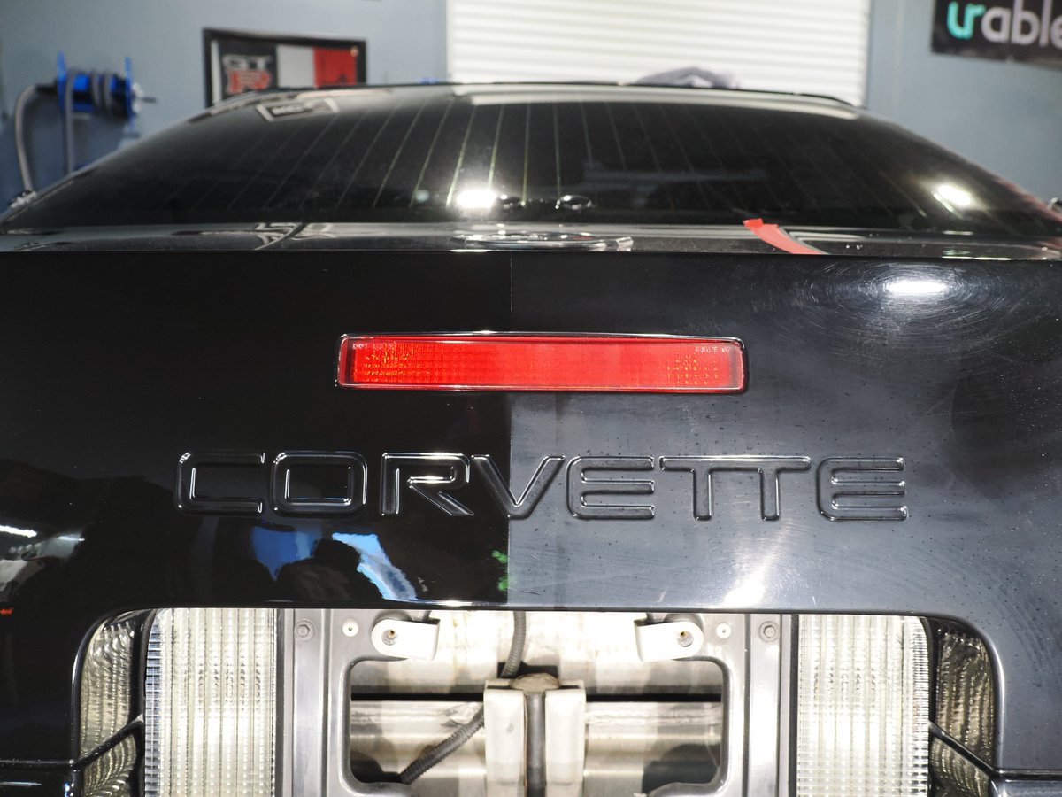 This C4 Corvette came in with years of swirls and faded black paint. We performed a two-step paint correction and sealed it with a ceramic coating for long-term gloss and protection.

Full blog: dbrautodetail.com/c4-corvette-pa…