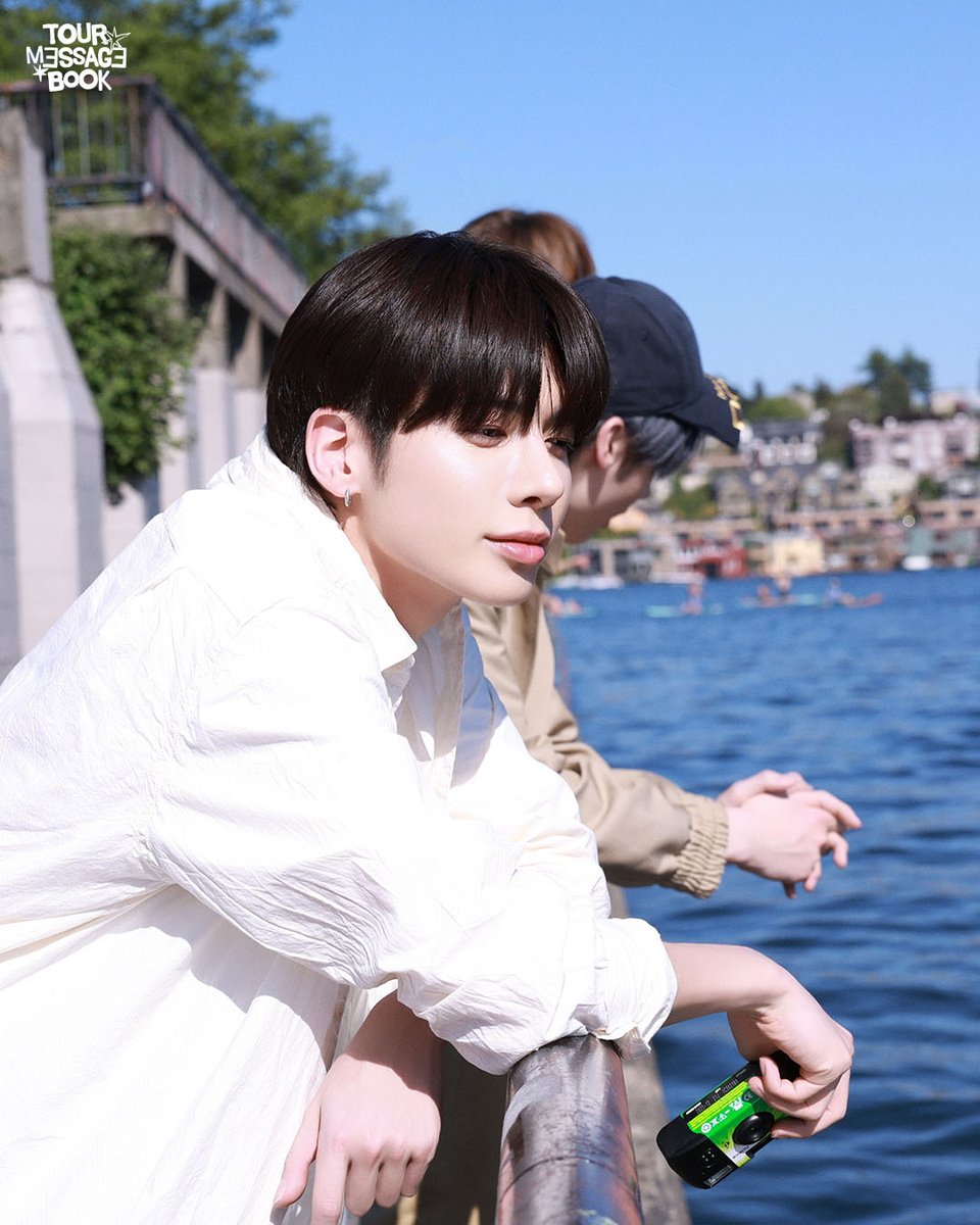 AWTH020205's tweet photo. [📄] ภาพตัวอย่าง TOMORROW X TOGETHER <ACT : PROMISE> TOUR MESSAGE BOOK #2

#แทฮยอน #TAEHYUN #태현
#투모로우바이투게더 #TOMORROW_X_TOGETHER #TXT @TXT_members
#ACT_PROMISE #MESSAGE_BOOK https://t.co/JYWNX67Bh3