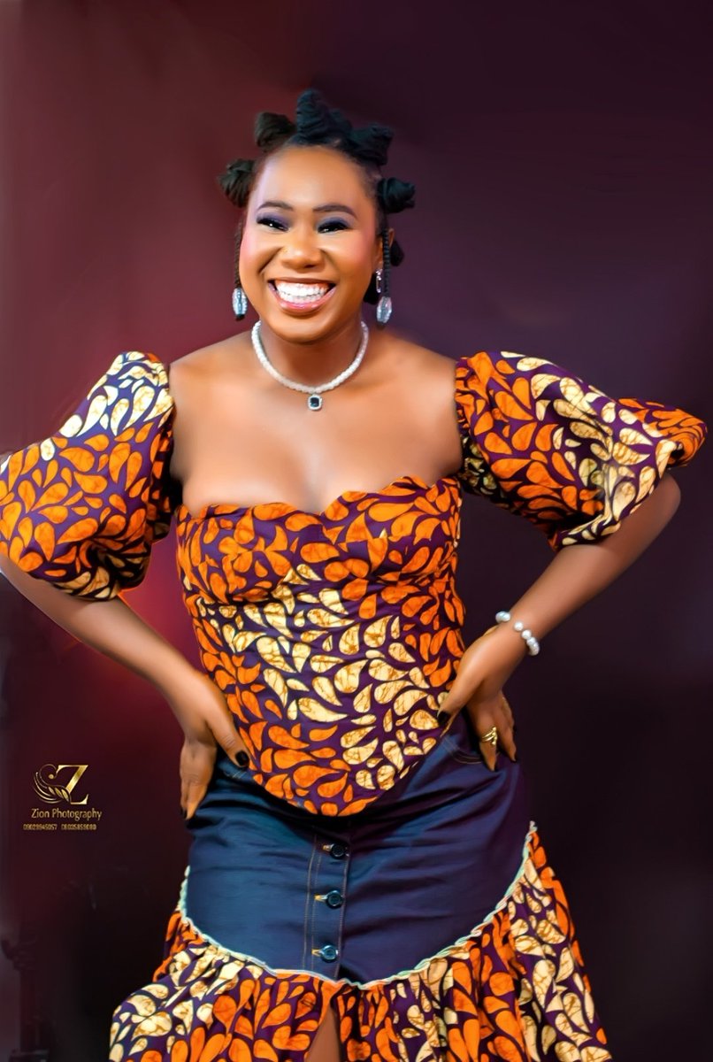 Grateful for the gift of life, 
For the gift of family and friends..
Happy birthday baby girl ❤❤
Cheers 🥂 to a beautiful year