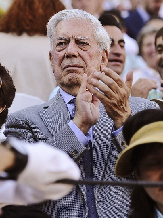 Se ha ido Mario Vargas Llosa, el último eslabón del boom latinoamericano de la literatura. Nos quedan sus obras y su apoyo a la Tauromaquia. Buen viaje Maestro.