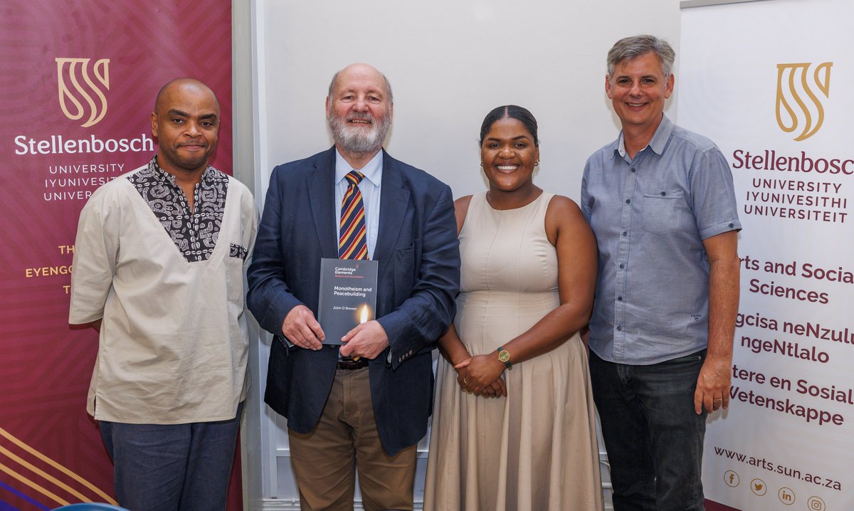 AVReQ_SU's tweet image. 📸Why do people kill & die for religion?Prof John Brewer delivered a compelling lecture unpacking the paradox of monotheism, violence, and identity.This was followed by a sharp and provocative response from Prof Solomons and engaging reflections from Prof Vosloo & the audience.