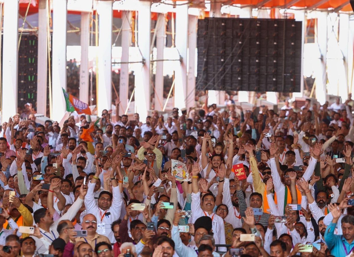 यमुनानगर में मुझे आशीर्वाद देने आए परिवारजनों के स्नेह ने हृदय को छू लिया!