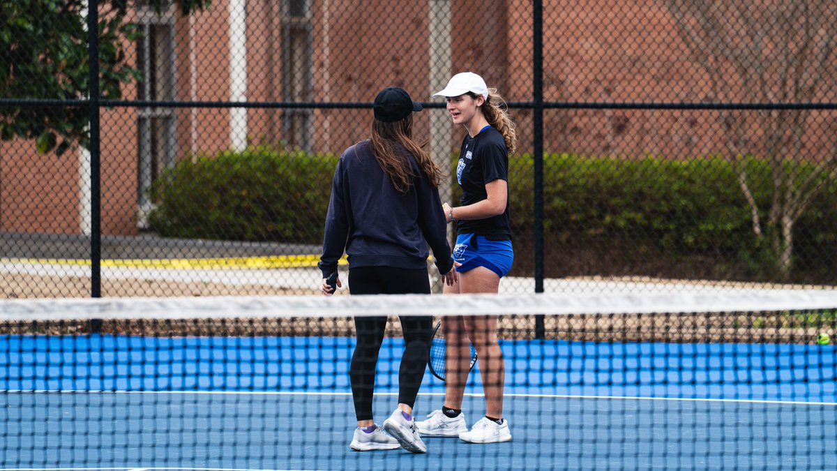 GSUSportAdmin's tweet photo. Graduate student Alexia Alvarez has been pulling double duty with Georgia State Women's Tennis this semester. A former player on the team, she brings her expertise to the court as an assistant coach while also managing social media coverage for the team! #GSUSportAdmin https://t.co/km7582seoW