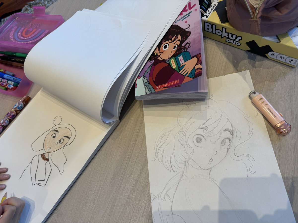 d_ijk_stra's tweet image. 별이와 모작대회! 그림이 좀 어려워서 별이는 몇장씩 새로 그리다가 결국 포기했다. #별이육아 #별이그림 #내가그림