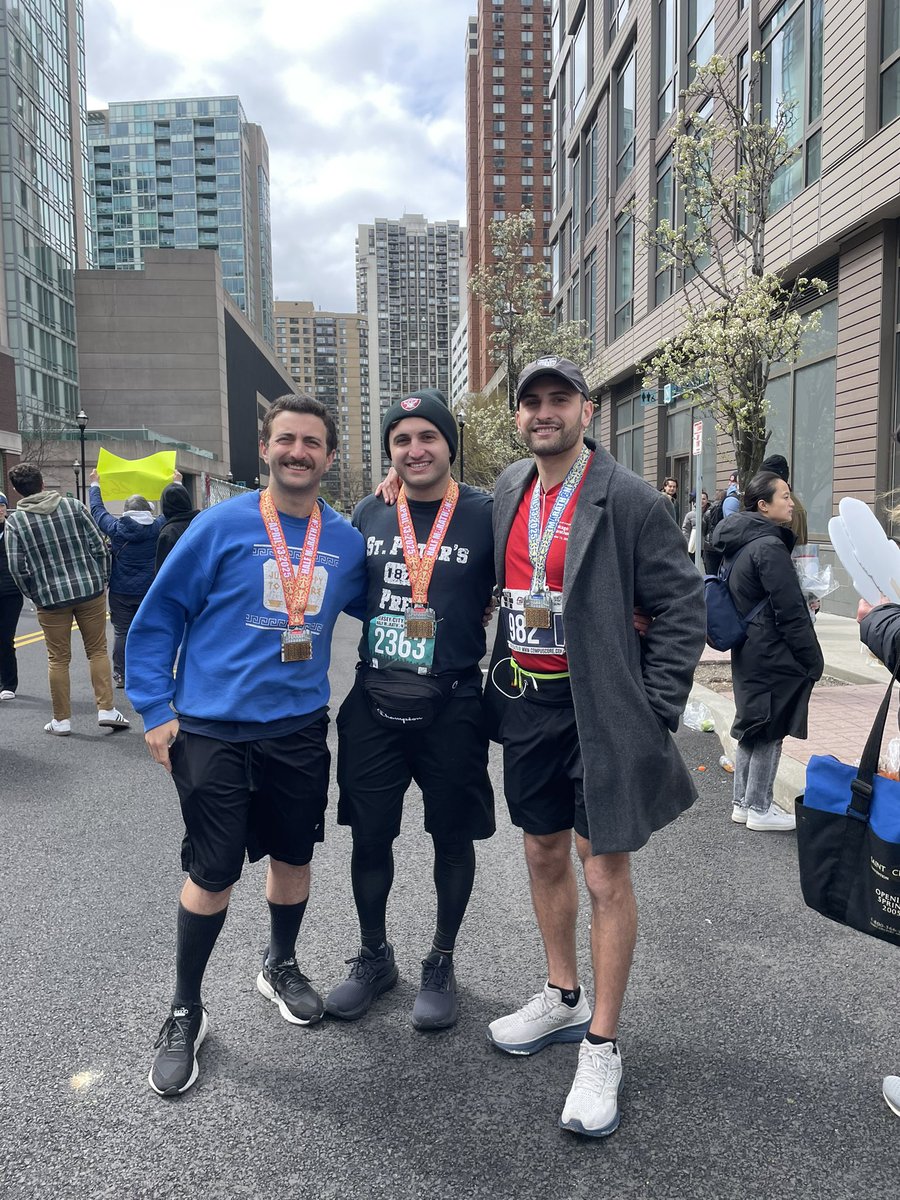 NickCozzarelli's tweet image. Proud to have completed the 2025 Jersey City Half Marathon yesterday with my brothers! 🏅🏃🏻‍♂️☝🏼 #Sub2