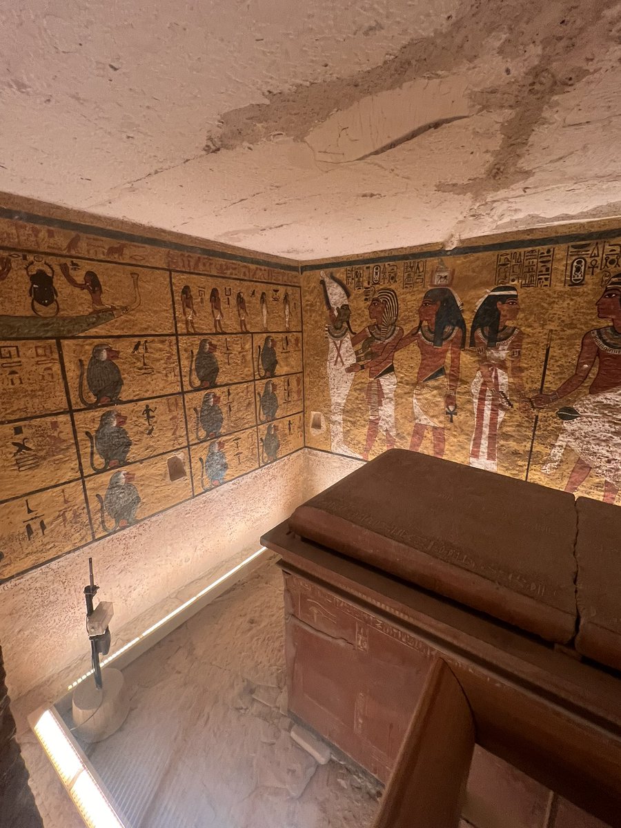 Robert Sloan tweet media