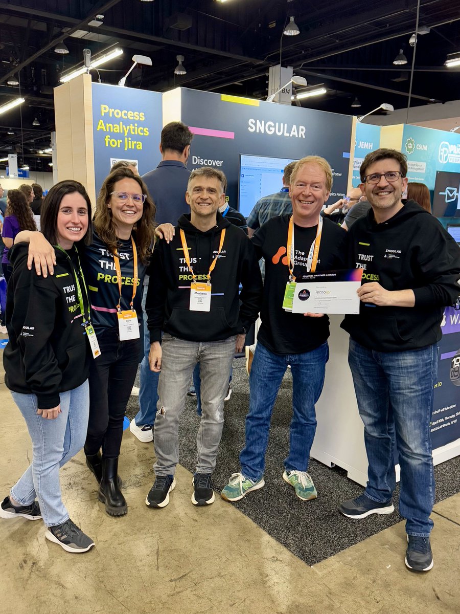 3 días intensos en #Team25 🚀 

Nos vamos con ideas nuevas, aprendizajes y conexiones reales 🤝 

Gracias <a href="/Atlassian/">Atlassian</a>  por inspirarnos y por recordarnos el poder de transformar procesos con datos reales. ¡Nos vemos pronto! 💼🔍