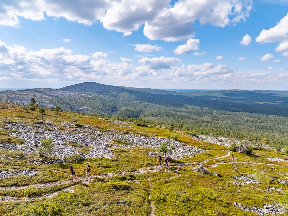 nutsfi's tweet image. Elokuu, polut ja Pyhä! 😍

Mille matkalle sä lähtisit koettelemaan kuntoa: 10 km, 21 km vai täys maraton Lapin lisällä eli 43 km? 😎

Varaa pyrähdys Pyhän poluille nutspyha.fi/fi/ ja sit eiku treenailemaan kintut tunturin valloituskuntoon! 💪

📸: @rvalonen

#nutspyhä