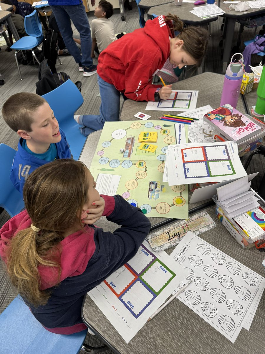 Mrs. Valentine 3C tweet media