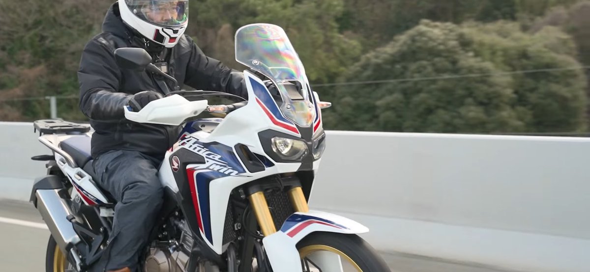 mssleplus's tweet photo. 大型バイク試乗レビュー【HONDA CRF1000L Africa Twin 2017年式】XEAM×ENGINE https://t.co/fGRnjBLdZI https://t.co/HtIWZgIqny