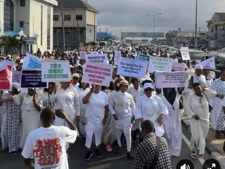 Jameelah_umar's tweet photo. Fubara's gone too far! Time for him to go! Rivers deserves better leadership #FubaraMustGo https://t.co/unVeFfpHKC