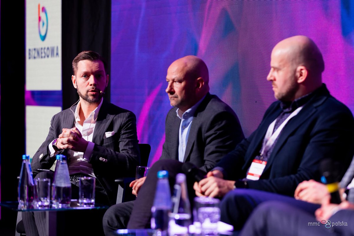 FinTechDigital's tweet image. Ostatni panel FinTech &amp;amp; InsurTech Digital Congress: „Bezpieczeństwo i ochrona danych w cyfrowym krajobrazie informacji”, zakończył wydarzenie ważną dyskusją o wyzwaniach związanych z cyberbezpieczeństwem i zarządzaniem ryzykiem w erze cyfrowej. 🔒