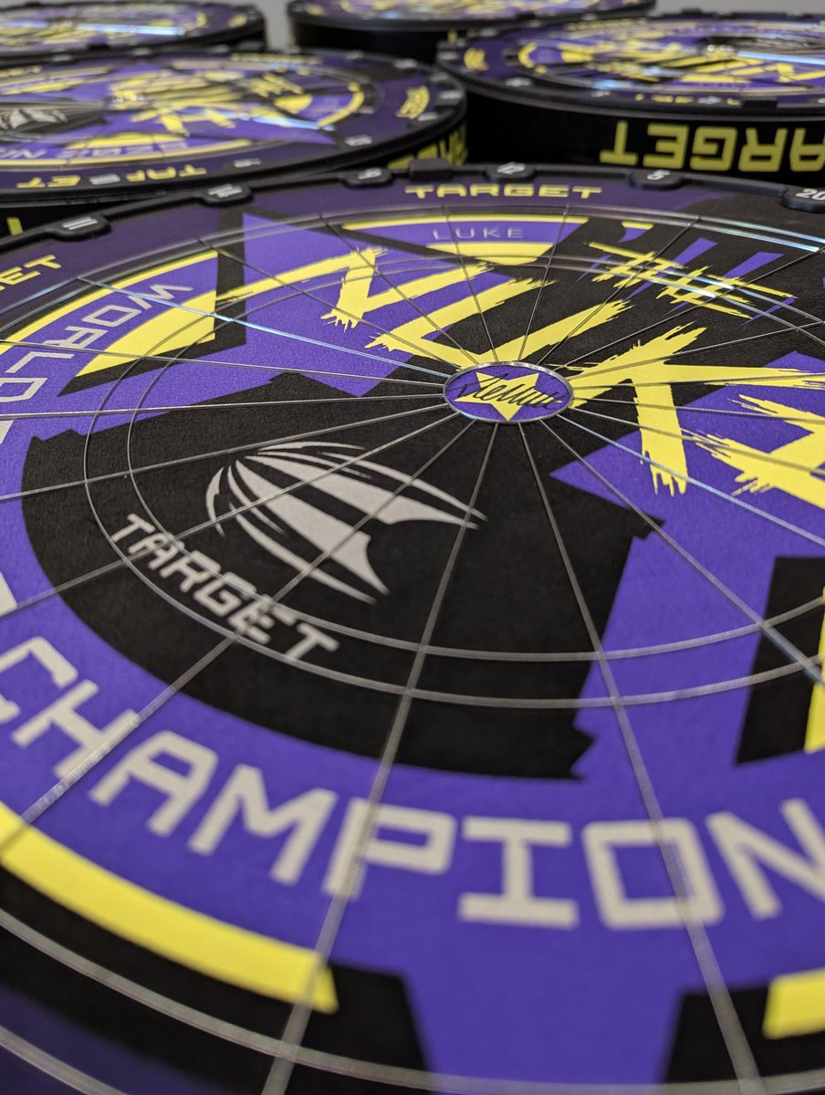 ✅ Signed
✅ Sealed 
⏳ Delivered

180 Signed Limited Edition Dartboards are ready to go after morning of signing with Luke Littler!

#TeamTarget #LukeLittler