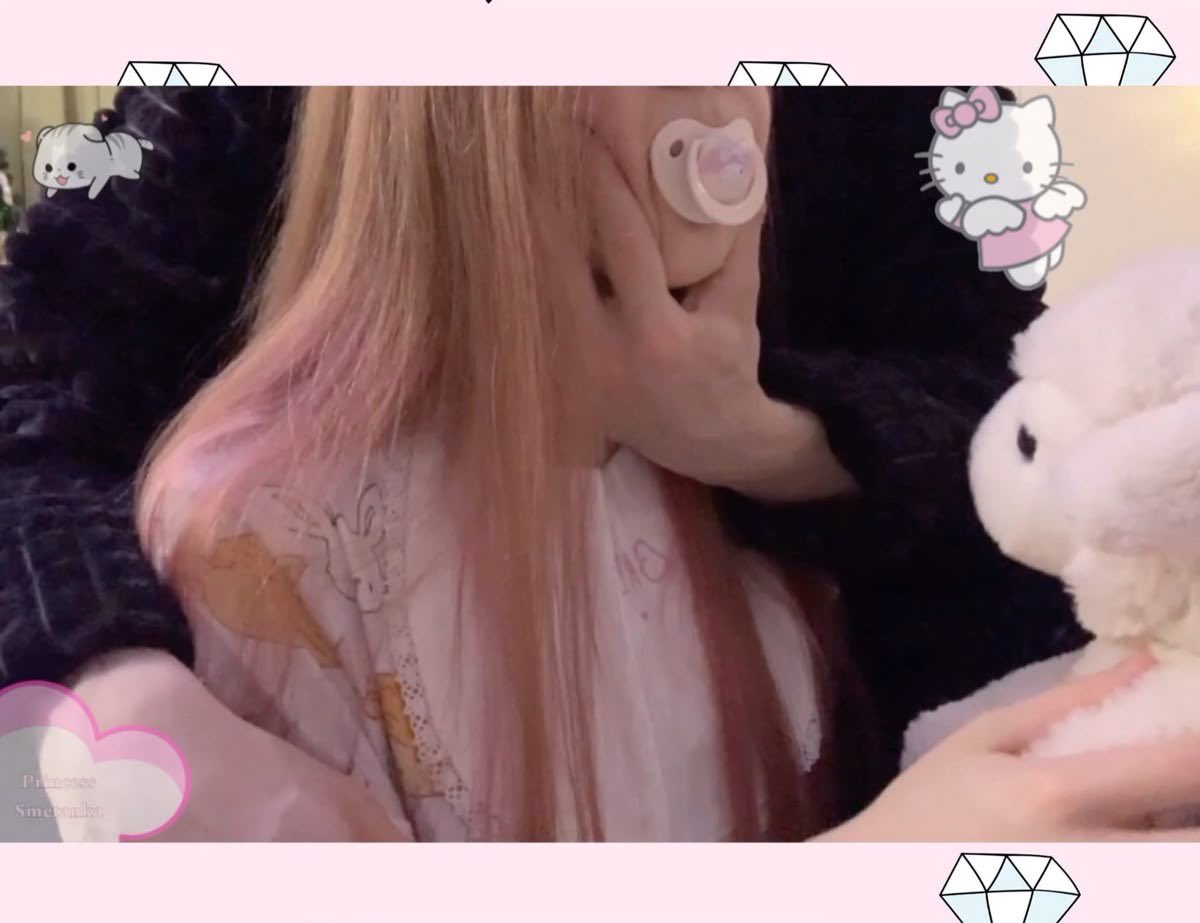 .
.
#ddlg #ageplay #little #daddydom #sfw #agere #littlespace