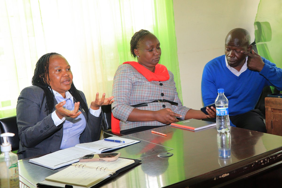 DestinyCanon1's tweet photo. Nairobi City County's CECM for Business and Hustler Opportunities, @AnaNyalita, met County officials to assess progress and plan next steps for upgrading Uhuru Market into a modern, inclusive trading space.
#ModernMarkets
#LetsMakeNairobiWork
#severance
#dolar
#สกายนานิ https://t.co/GAtwHc10GA