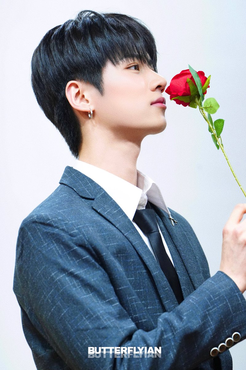 250413 점프업이엔티 팬싸 

#이안 #Ian #イアン
#루네이트 #LUN8 #ルネイト