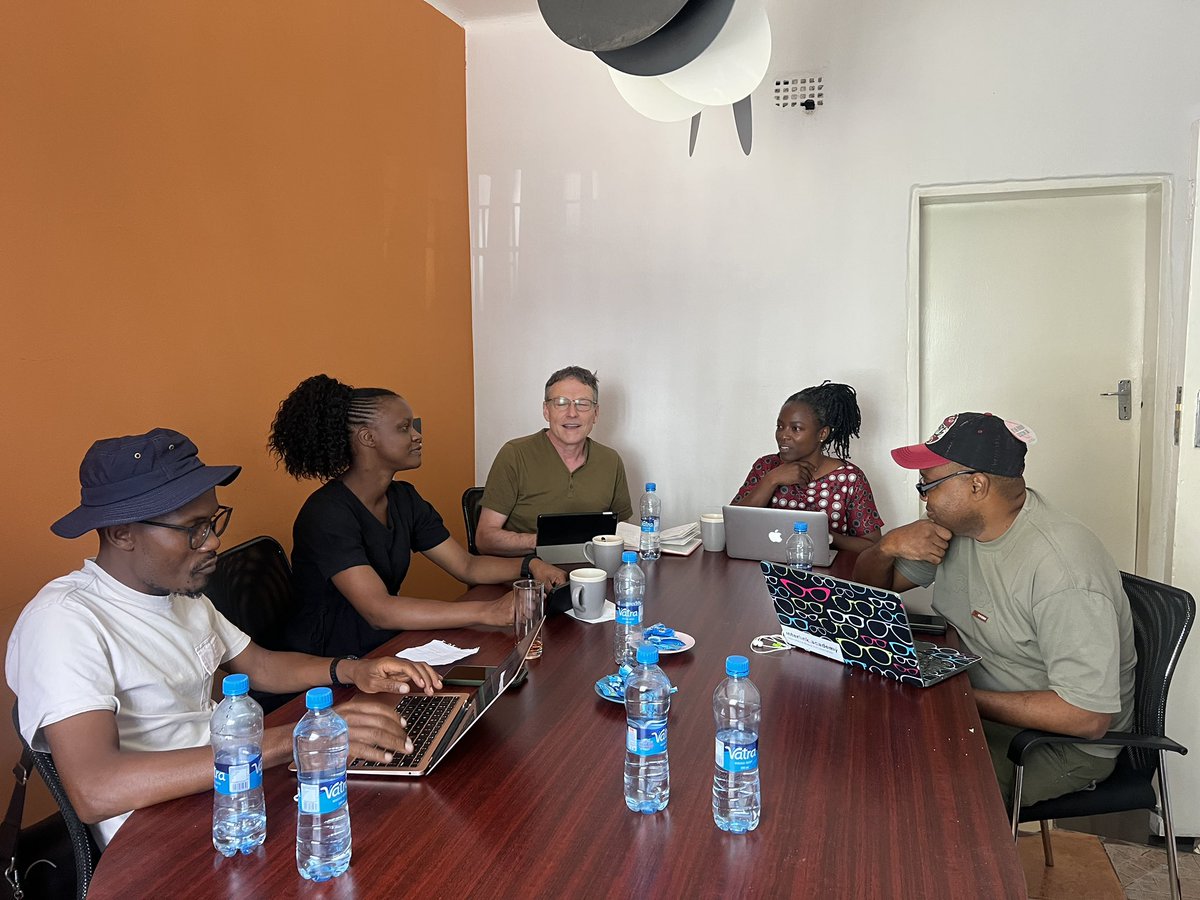 The <a href="/ZambiaFree/">Free Press Initiative Zambia</a> &amp; <a href="/InterlinkAca/">Interlink Academy</a> met today to stategise ahead of the debrief session for the 2nd cohort of community organisers under the Media &amp; Infor Literacy project, supported by the German govt. The project is in 4 provinces, raising media literacy levels in #Zambia.