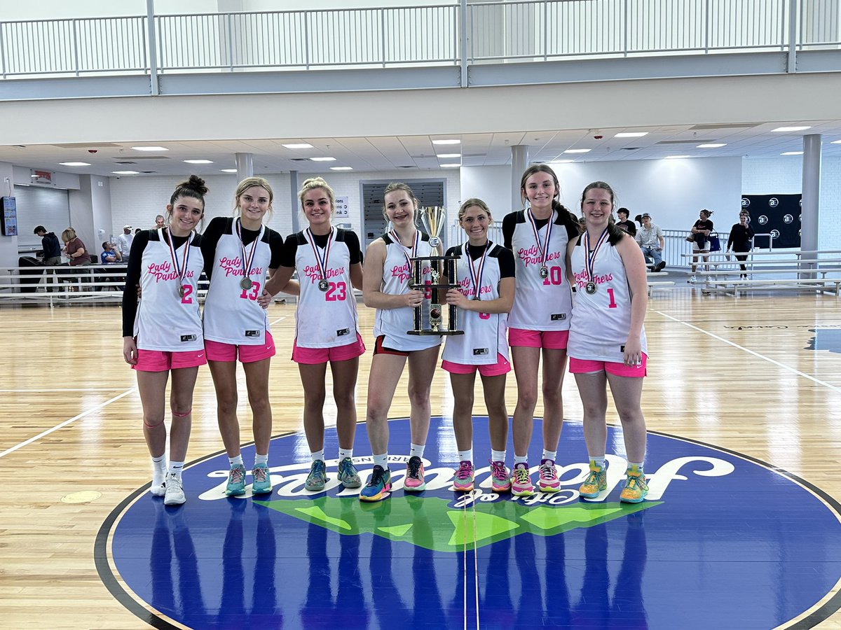 Blair Castle (@blaircastle00) on Twitter photo Tons of hoopin this weekend <a href="/Borderwar1/">Borderwar Tourney</a> with <a href="/FlightAAOGBB/">AAO Flight Girls Basketball</a> and then over to @arkansas_beelite for more🏀✈️🩷 so blessed with so much opportunity and look forward to my continued growth this year! #FlyWithUs
<a href="/gage_jensen42/">Gage Jensen</a> <a href="/carsondillard8/">Carson Dillard</a> <a href="/Kidd2daRock/">Coach “Neh” Horace</a> <a href="/PGHArkansas/">Prep Girls Hoops Arkansas</a> <a href="/PGHCircuit/">Prep Girls Hoops Circuit 🏀</a> Tons of hoopin this weekend <a href="/Borderwar1/">Borderwar Tourney</a> with <a href="/FlightAAOGBB/">AAO Flight Girls Basketball</a> and then over to @arkansas_beelite for more🏀✈️🩷 so blessed with so much opportunity and look forward to my continued growth this year! #FlyWithUs
<a href="/gage_jensen42/">Gage Jensen</a> <a href="/carsondillard8/">Carson Dillard</a> <a href="/Kidd2daRock/">Coach “Neh” Horace</a> <a href="/PGHArkansas/">Prep Girls Hoops Arkansas</a> <a href="/PGHCircuit/">Prep Girls Hoops Circuit 🏀</a>