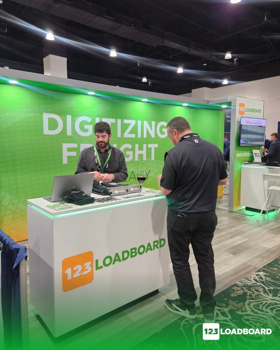123loadboard's tweet image. That's a wrap on TIA 2025!🚛💨

The #123Loadboard crew had an amazing time meeting transportation professionals from across North America.

Thanks to everyone who stopped by our booth and made this conference unforgettable!

#TIA2025 #Loadboards #logistics @tianetdotorg