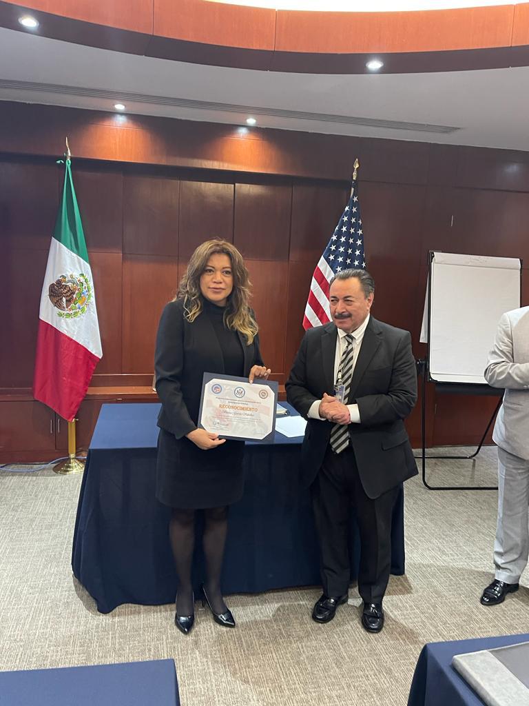 Concluimos con éxito la capacitación en la CDMX. Seguimos fortaleciendo nuestras capacidades para un mejor servicio. ✅📚 #Capacitación #CDMX #FormaciónContinua #CompromisoProfesional