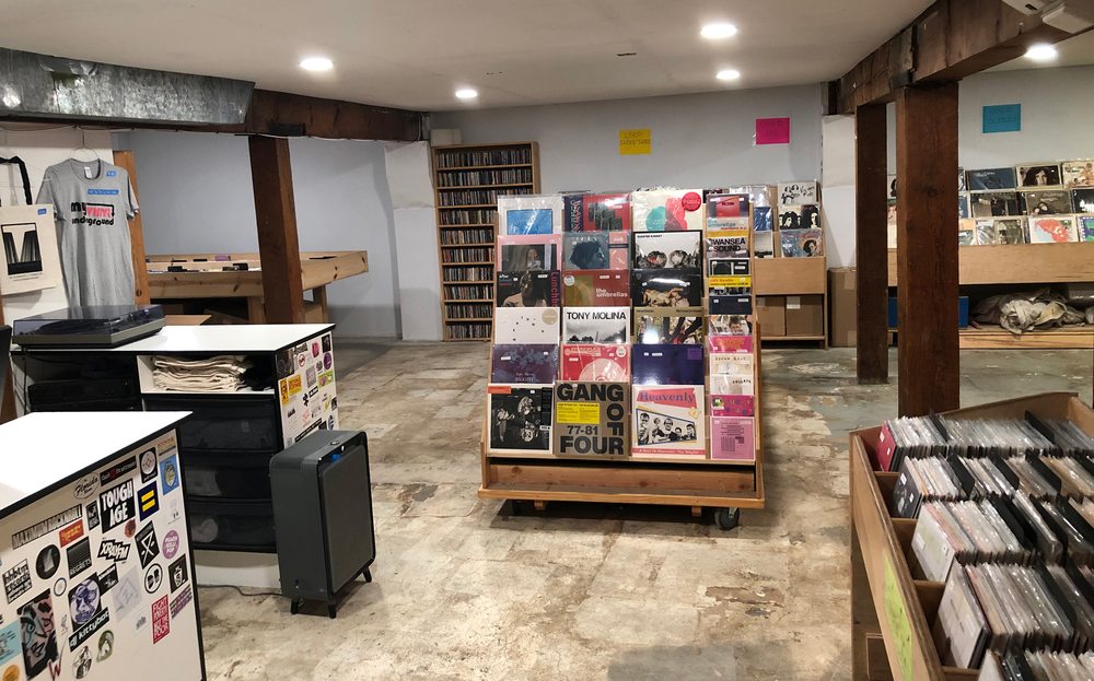 I'll be playing an instore at MY VINYL UNDERGROUND, 1410 SE Division St., Portland OR on SUNDAY APR 20th, w/ locals Field Drums (+ 1 TBA); doors 7/music 8. It's billed as "Franklin Bruno &amp; Friends"; some of the musicians I'm traveling with may help out for a song or two.