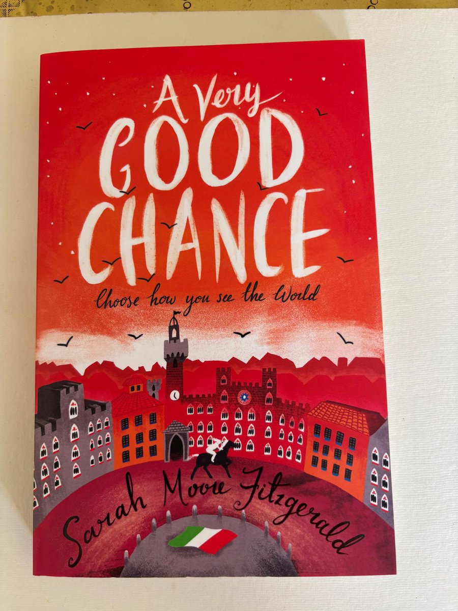 Read Irish Women Challenge 2025: 
Day 14: A book with a protagonist under 18 - A Very Good Chance: Choose How You See The World by Sarah Moore Fitzgerald 

#readirishwomen #books #irish #womenwriters #authors #readmorebooks
