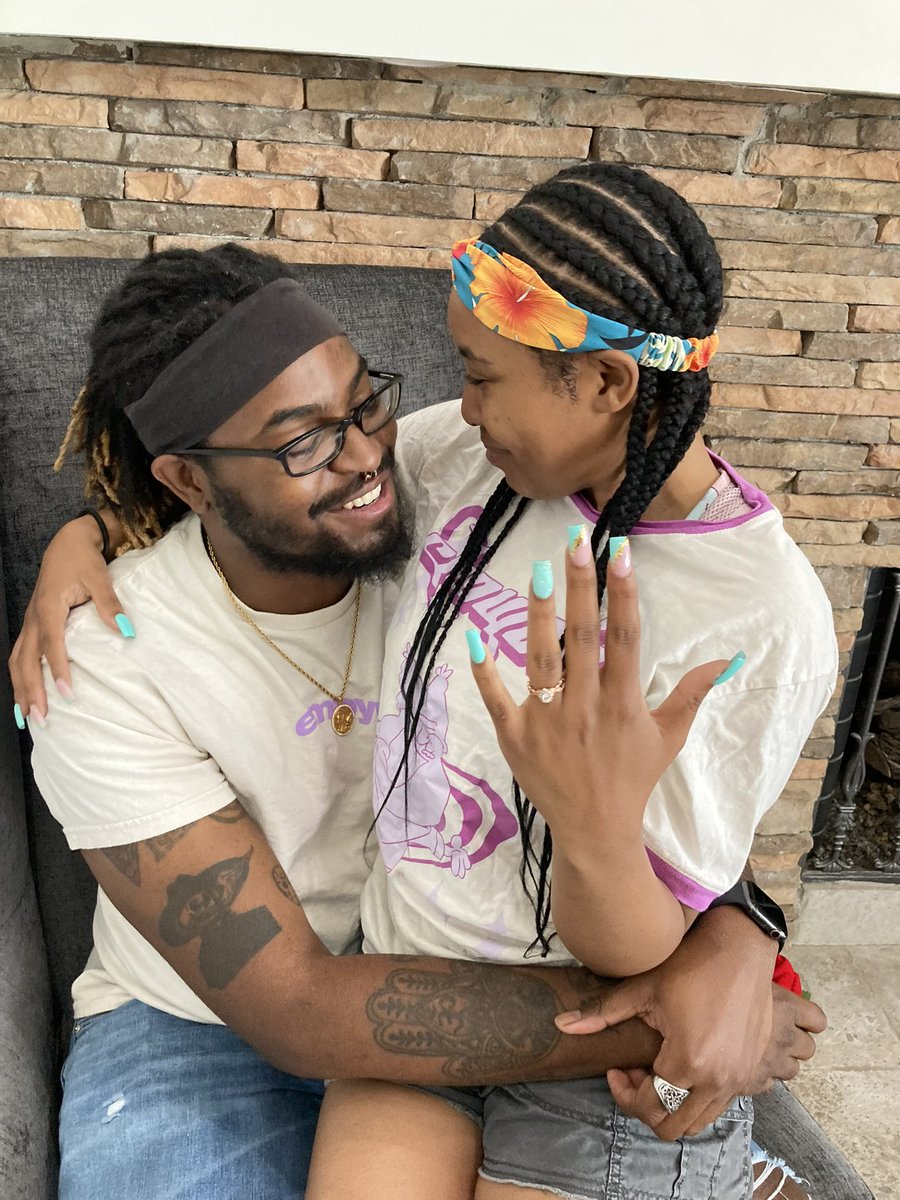 ocvt__'s tweet photo. actually…surprise yall 💍 https://t.co/1sOS6FXXsf
