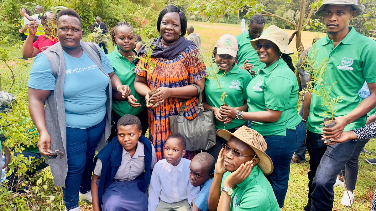 Emmanuel Mutisya, PhD (@profmutisya) on Twitter photo Led <a href="/Kenya_aist/">Kenya Advanced Institute of Science and Technology</a> in the launch of One-Leaner One-Tree Initiative in partnership with Kaiti Greening Champions which took place in Kyambeke, Ilima Ward in Makueni County.
The event was attended by several schools from the area and members of the community. The One-Leaner One-Tree Led <a href="/Kenya_aist/">Kenya Advanced Institute of Science and Technology</a> in the launch of One-Leaner One-Tree Initiative in partnership with Kaiti Greening Champions which took place in Kyambeke, Ilima Ward in Makueni County.
The event was attended by several schools from the area and members of the community. The One-Leaner One-Tree