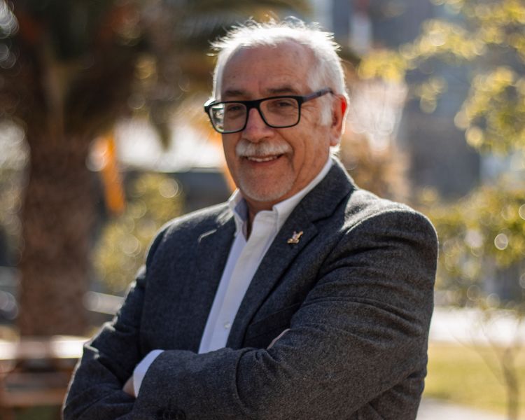 Universidad de Santiago de Chile (@usach) on Twitter photo ¡Enfrentando una problemática para el medioambiente!🌱
♻️Científicos de la #USACH trabajan en nuevos envases reciclables y compostables para reemplazar el plástico en la industria alimentaria
📌Iniciativa es liderada por el Dr. Abel Guarda de <a href="/LABENCHILE/">LabenChile</a>
➡️shorturl.at/18obm ¡Enfrentando una problemática para el medioambiente!🌱
♻️Científicos de la #USACH trabajan en nuevos envases reciclables y compostables para reemplazar el plástico en la industria alimentaria
📌Iniciativa es liderada por el Dr. Abel Guarda de <a href="/LABENCHILE/">LabenChile</a>
➡️shorturl.at/18obm